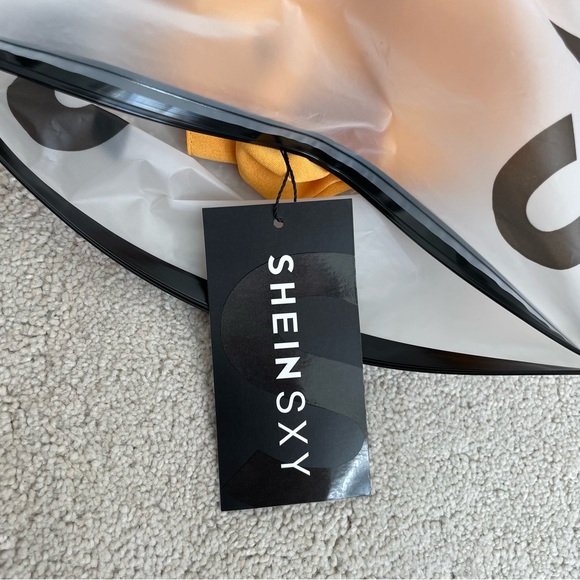 SHEIN SXY Draped Tie Back Bodysuit - Picture 6 of 6